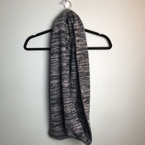 VS PINK infinity scarf marled black and gray